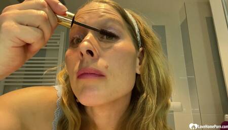 Mom next door showing off her tits