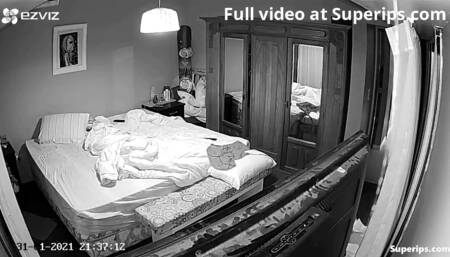 IPCAM – Chubby Granny Latina masturbates to orgasm