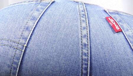 Mistress Anfisa - She sits on your little body