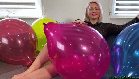 kissing licking, spitting and nail2pop seven TT17