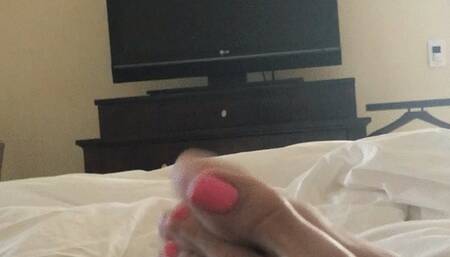 My step cousin Rocky makes my cock explode with her Arab feet