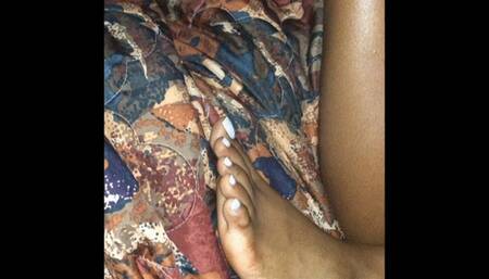 I squirted on her toes