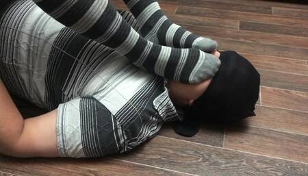 Femdome slave kiss feet in tights