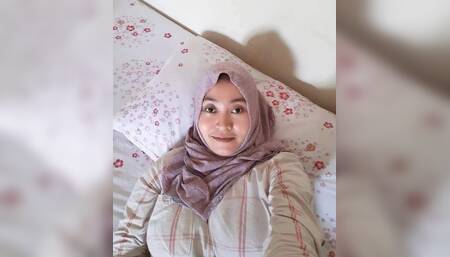 Invite My Hijab Wife to Have Sex with Pleasure