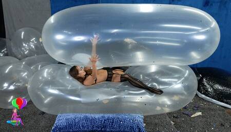 Christy L Pops, Masturbates, Squirts HUGE Balloon Including MOABs 4K (3840x2160)