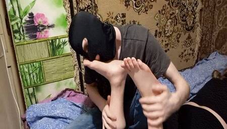 Secret admirer of Natalie's feet WMV