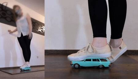 Roxy Toy Car Crush Vol 2