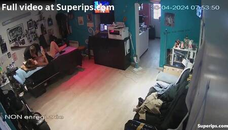 IPCAM – French tattoo artist man fucks his client