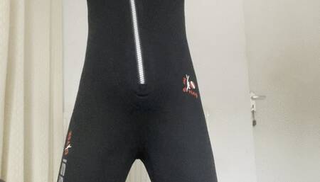 wetsuit gasmask cum with wand