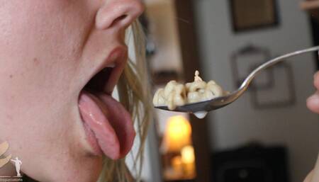 GiGi Shrunken Boyfriend Unaware Vore - Part 2