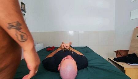 Face sitting sexy domination, part 1, by Veronica Liss and Slave Rebbit Guy, (cam by Manu) FULL HD,