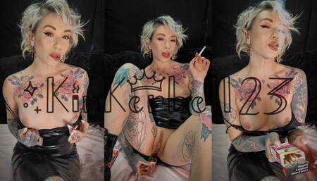 Girlfriend seduces you to start smoking, giving you the best orgasm ever! - Kinkerbell23