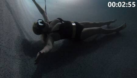 1st Underwater Pool Breath holds