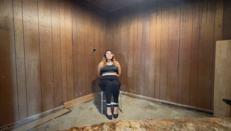 Interrogation for her pleasure: Lola Winters