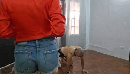 AFQ Collar up Bullwhipping Lessons by Milah and Katherine