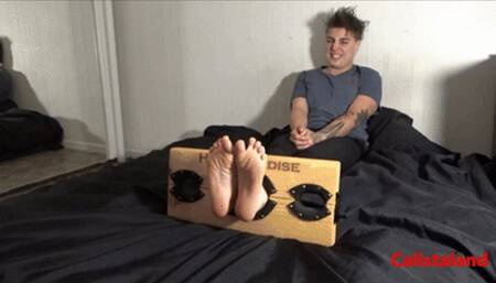 After almost 2 years of absence my ex girlfriend jerks me off with her hands and delicious feet (Calista & Bobby) HD