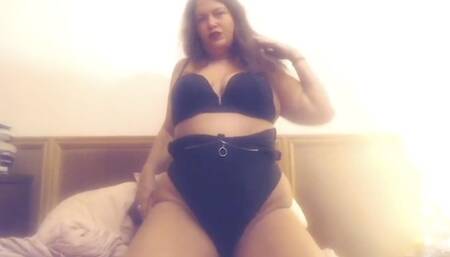 I tease you by showing my body from every angle