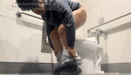 Lashayy's Painful Public Outbursts!! Smaller MP4 Version