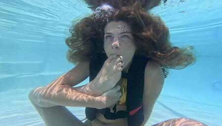 Underwater Foot Worship Peril