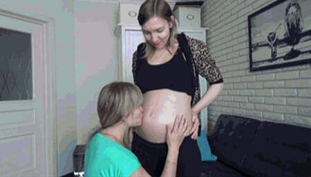 play with her pretty belly button BBn