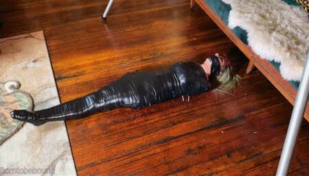 I bet I can get out!