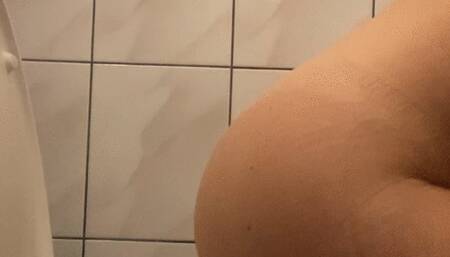 running to the toilet after waking up