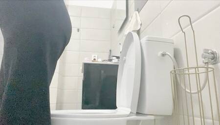 Toilet sitting after a great meal