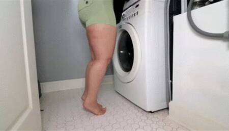 INEED2PEE Milah Romanov pissing spandex booty shorts omorashi