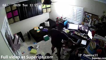 IPCAM – Petite American girl gets fucked on the floor