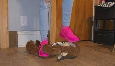 Pink sneaker trample