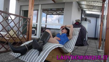 LADY DEMONIQUE : 2 DISGUSTING HAIRLESS - Trampling and Ballbusting