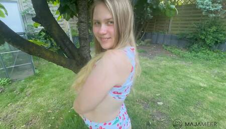 Hot Outdoor Fuck with Creampie!!!