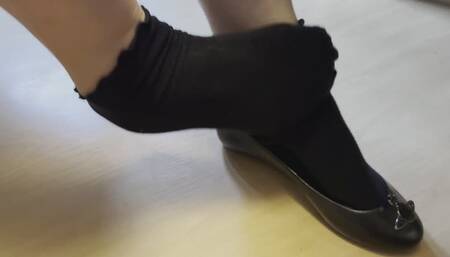 Shoeplay and dangling in Melissa ballet flats