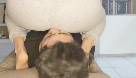 How to start a facesitting session