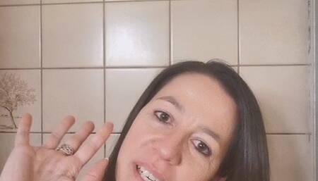 Hot big boobed brunette pees in her sexy pantyhose