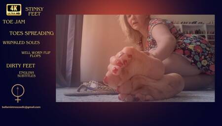 Empress MBella Sadic controls you with flip flops