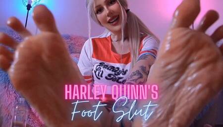 Harley Quinn's Foot Slut