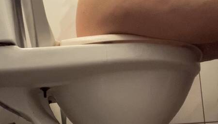 excretion and piss fat legs