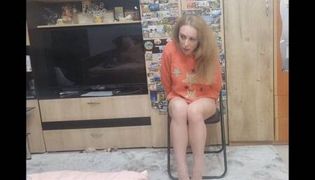 peeing on the floor while i wear sweater, peeing in the bathtub