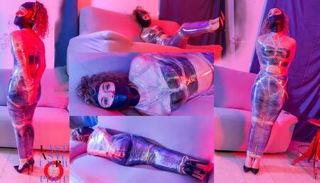 Entanglement - Ropes and Kinks in Universe 2 (2K)