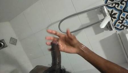 Rouf Hard Dig Washing in Room