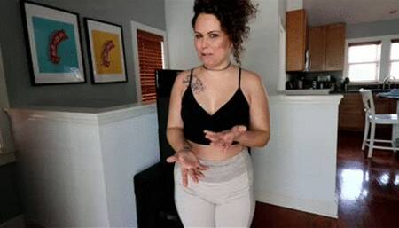 INEED2PEE Bailey Paige desperate to piss her yoga pants