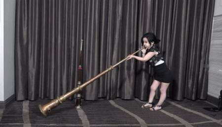 Tiny Texie Tries Out the Tibetan Horns (MP4 - 720p)