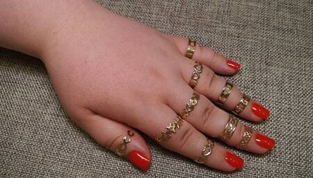 #7 BBW hand with red manicure (no talking)