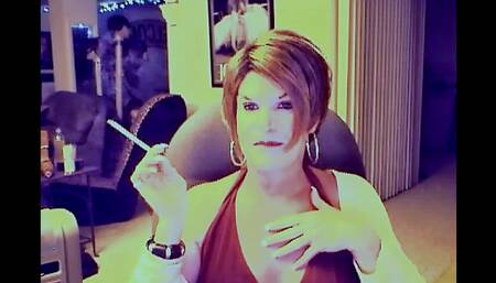 Smoking Hottie - Love This Hair!