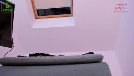 Aalliyahh, Wicked fingering and Orgasmic Squirt.