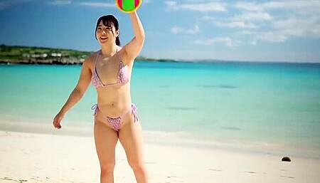 Rebd-838 Chanyota Muscle Glamorous Chanyota On The Sandy Beach