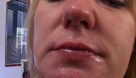 Ich Spritze Sie Aufs Gesicht - I Cum on Her Face