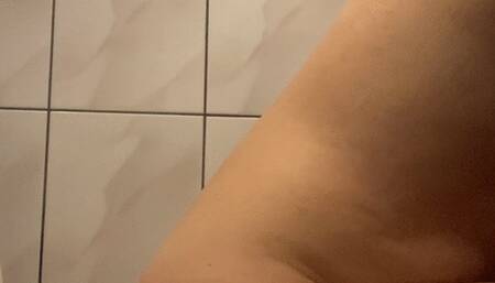 big belly works hard but absolutely nothing comes out of it