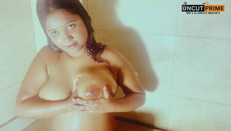 Solo Nude My Girlfriend Bath Big Boobs Show with Sexy Pussy Fingering Uncut Video.